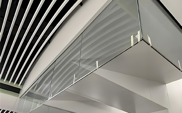 麦积玻璃挡烟垂壁