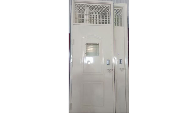 麦积学校教室门