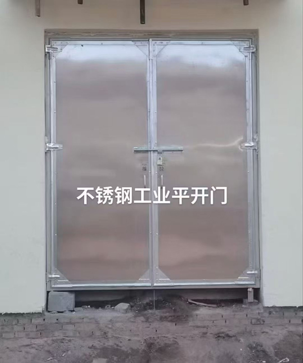 不锈钢麦积工业平开门在现代工业场景中的应用实践